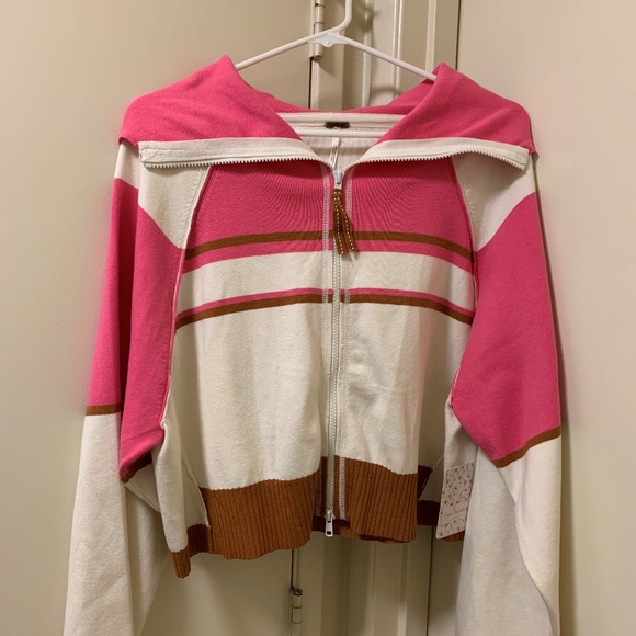 Free People - Picture 3 of 4